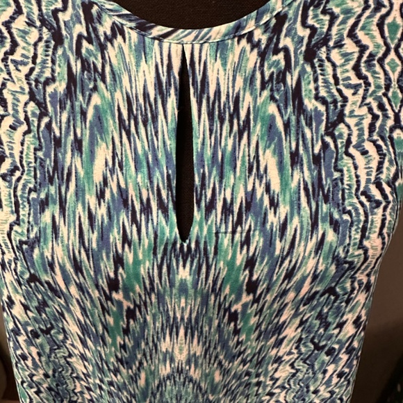 VIOLET+CLARE/ unique patterned blue tank top - Picture 2 of 5